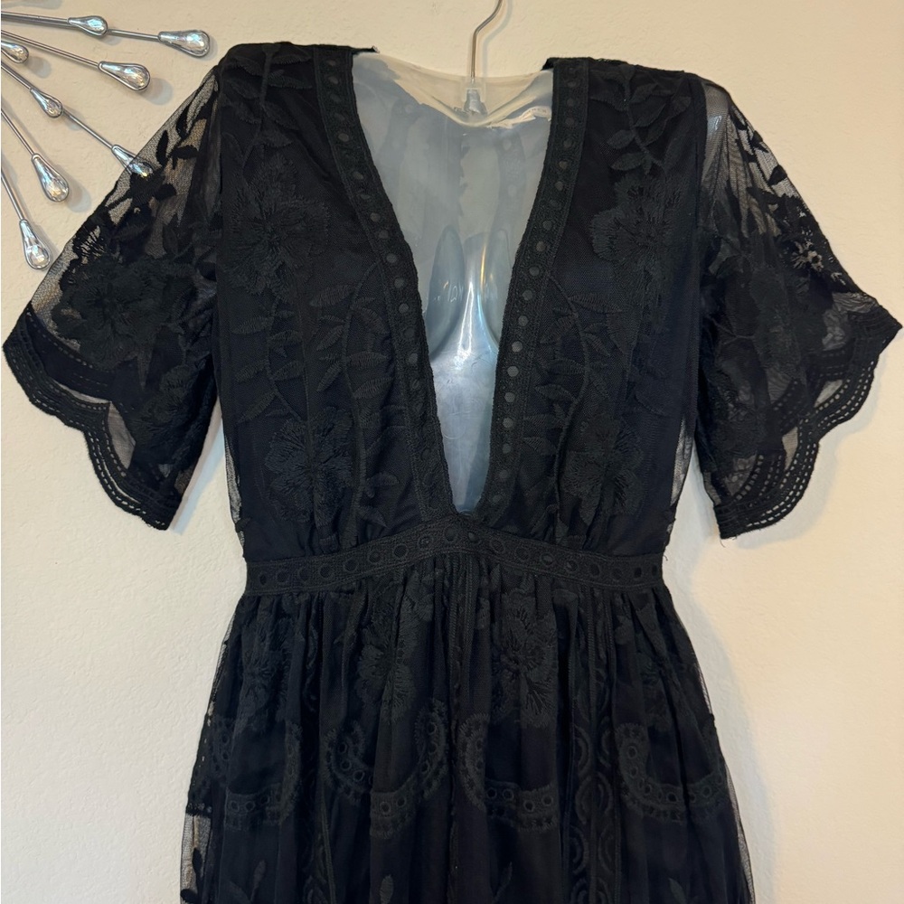Lace Plunging V Neck Sheer Beautiful Maxi Dress Black Small - Picture 4 of 15
